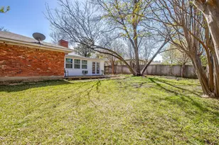 1001 Field Crest Ct, Arlington, TX 76012 - Photo 33