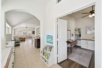 1811 Sunflower Drive, Glenn Heights, TX 75154 - Photo 3