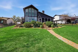 519 Kiowa Dr W, Lake Kiowa, TX 76240 - Photo 29