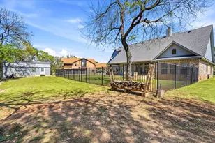 657 Hidden Lakes Blvd, Gunter, TX 75058 - Photo 29