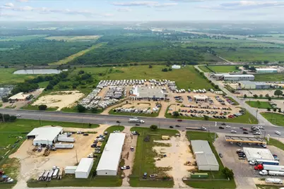 2305 N Main Street, Cleburne, TX 76033 - Photo 35