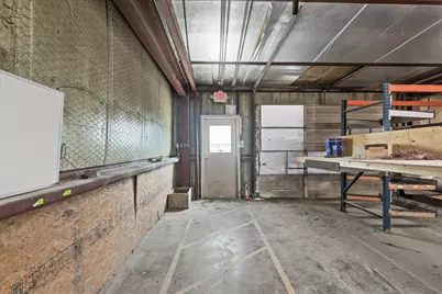 2305 N Main Street, Cleburne, TX 76033 - Photo 29