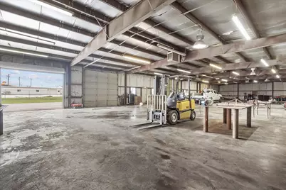 2305 N Main Street, Cleburne, TX 76033 - Photo 13