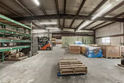 2305 N Main Street, Cleburne, TX 76033 - Photo 23