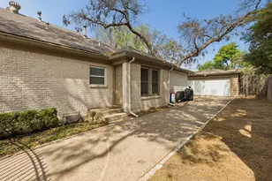 5715 Kenwood Ave, Dallas, TX 75206 - Photo 35