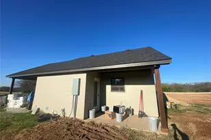 1032 Rays Way, Weatherford, TX 76085 - Photo 7