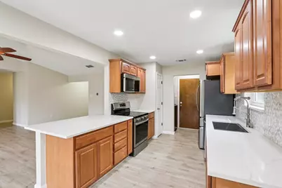 2132 Reverchon Drive, Arlington, TX 76017 - Photo 17