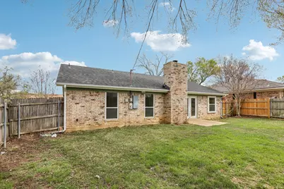 2132 Reverchon Drive, Arlington, TX 76017 - Photo 35