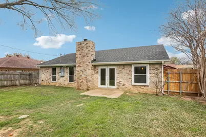 2132 Reverchon Drive, Arlington, TX 76017 - Photo 33