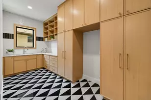 8222 San Leandro Dr, Dallas, TX 75218 - Photo 17