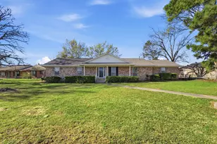 312 Charlie Dr, Whitesboro, TX 76273 - Photo 1