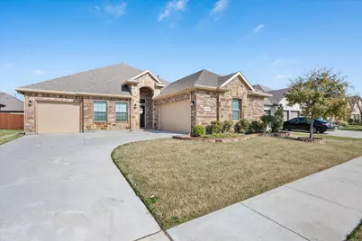 3440 Cornerstone Lane, Grand Prairie, TX 76065 - Photo 3