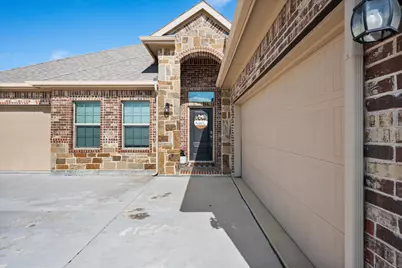 3440 Cornerstone Lane, Grand Prairie, TX 76065 - Photo 5