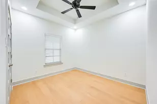 1102 Fort Worth St, Grand Prairie, TX 75050 - Photo 7