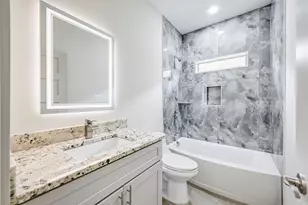 1102 Fort Worth St, Grand Prairie, TX 75050 - Photo 5