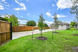 1102 Fort Worth St, Grand Prairie, TX 75050 - Photo 31