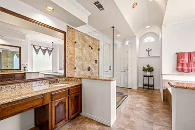 135 Manchester Lane, Coppell, TX 75019 - Photo 17