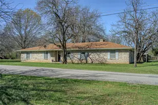 311 N Britton St, Tom Bean, TX 75489 - Photo 1