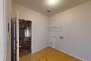 523 Zachum Dr, Arlington, TX 76002 - Photo 27