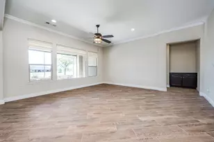 11901 Southerland Dr, Denton, TX 76207 - Photo 9