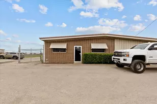 2309 N Main St, Cleburne, TX 76033 - Photo 1