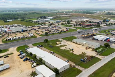 2309 N Main Street, Cleburne, TX 76033 - Photo 17