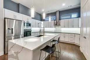 3170 Carmel St, Dallas, TX 75204 - Photo 1