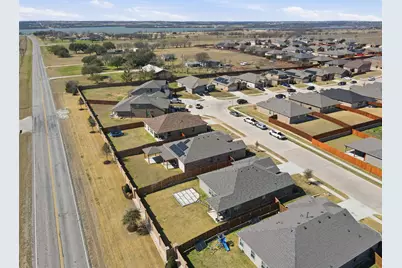 1502 Livermore Lane, Cleburne, TX 76033 - Photo 27