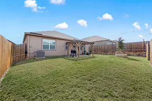 7621 Duck Bay Rd, Fort Worth, TX 76120 - Photo 25