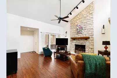 2531 Lake Bend Terrace, Carrollton, TX 75006 - Photo 3