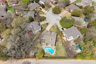 2800 Springbranch Ct, Grapevine, TX 76051 - Photo 3