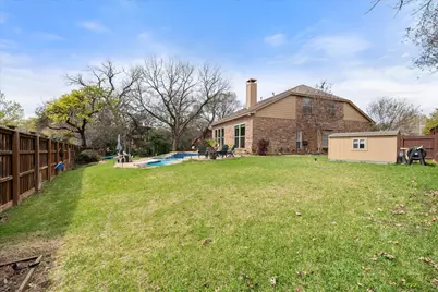 2800 Springbranch Court, Grapevine, TX 76051 - Photo 37