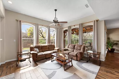 2800 Springbranch Court, Grapevine, TX 76051 - Photo 15