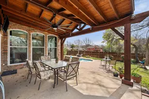 2800 Springbranch Ct, Grapevine, TX 76051 - Photo 29