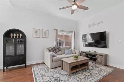 5609 Lindell Avenue #3, Dallas, TX 75206 - Photo 3