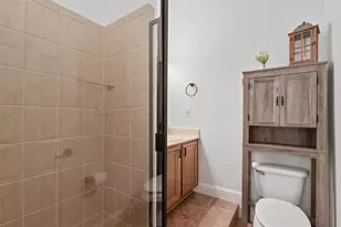 5609 Lindell Ave, Dallas, TX 75206 - Photo 27