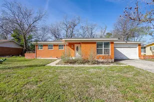 2020 Crestridge St, Stephenville, TX 76401 - Photo 1