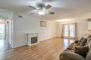 2020 Crestridge St, Stephenville, TX 76401 - Photo 9