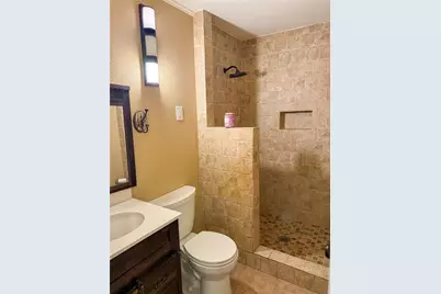 104 Dixon Street, Cleburne, TX 76033 - Photo 11