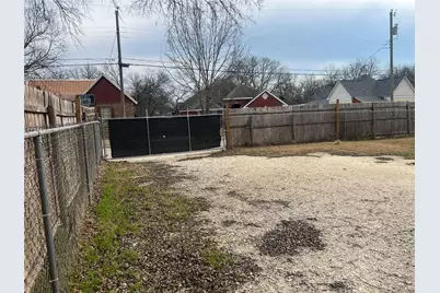 104 Dixon Street, Cleburne, TX 76033 - Photo 29