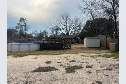 104 Dixon Street, Cleburne, TX 76033 - Photo 31