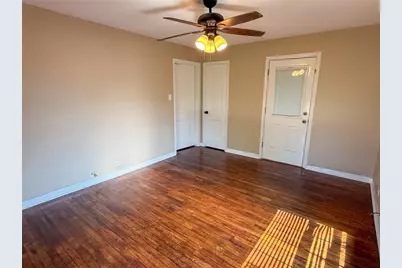 104 Dixon Street, Cleburne, TX 76033 - Photo 9