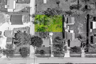 201 S 4th St, Crandall, TX 75114 - Photo 1