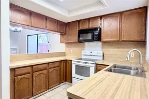 5815 Timbercrest Dr, Arlington, TX 76017 - Photo 9