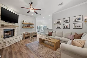 635 Nolan Dr, Sherman, TX 75092 - Photo 5