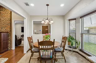 1718 Paxton Dr, Carrollton, TX 75007 - Photo 13