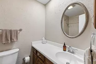 1718 Paxton Dr, Carrollton, TX 75007 - Photo 23