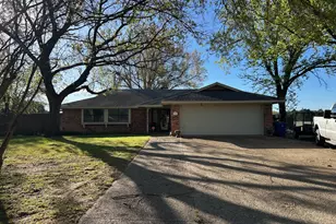 1000 Clark, Mexia, TX 76667 - Photo 1