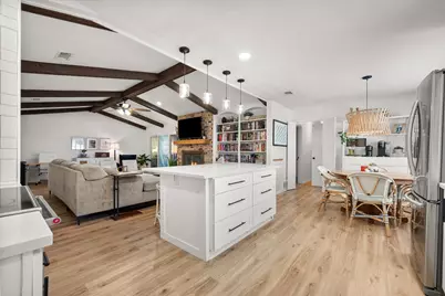 1809 Hillvalley Drive, Arlington, TX 76013 - Photo 13