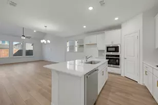 5032 Lily Creek Dr, Aubrey, TX 76227 - Photo 9